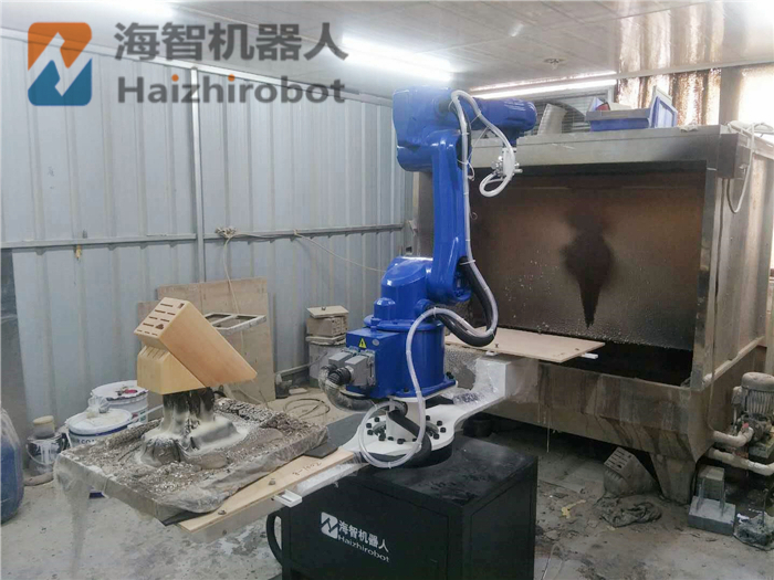 機器人自動 機械手噴涂的作業流程